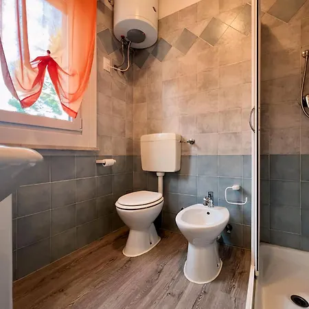 Bright And Cozy Flat For 6 Guests Apartment *
